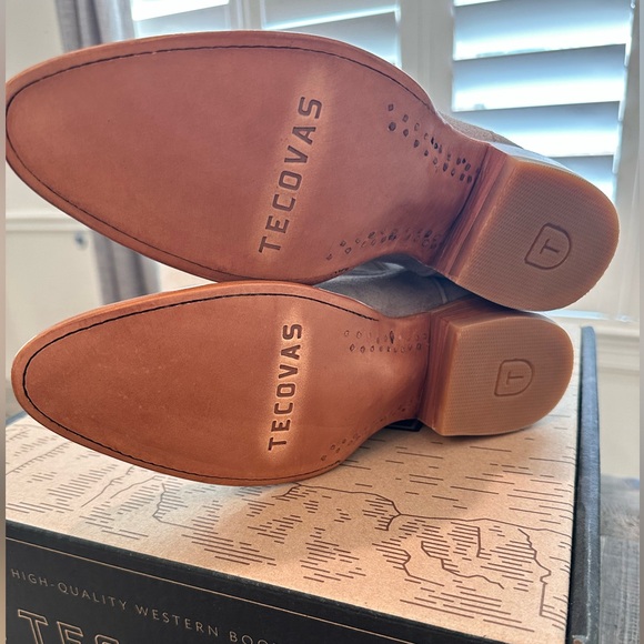 Women’s Tecovas “The Lucy” Boot Booties - Size 9 - Gray Suede - BNIB never worn - Picture 2 of 4